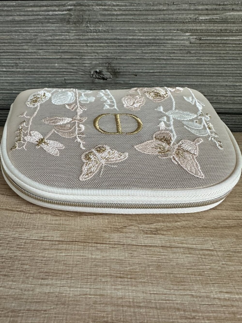 DIOR Limited-Edition Lucky Miss Ritual Butterfly Embroidered Pouch - Picture 3 of 4